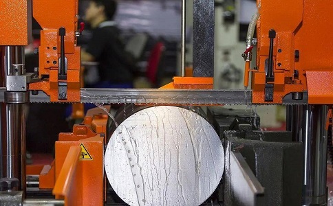 锦屏立式金属带锯床切削出现跑带故障解决方法！